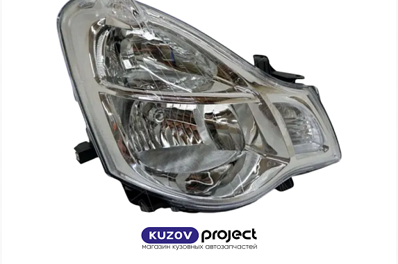 Фара правая под электрический корректор (белый габарит) Nissan Almera 2012-2019 (TYC / Тайвань)