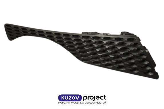 Решетка радиатора правая Nissan Juke (F15) 2010-2014 (Тайвань)